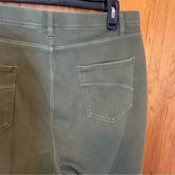 Green jegging pants time and tru size XL 16/18 - Picture 8 of 10